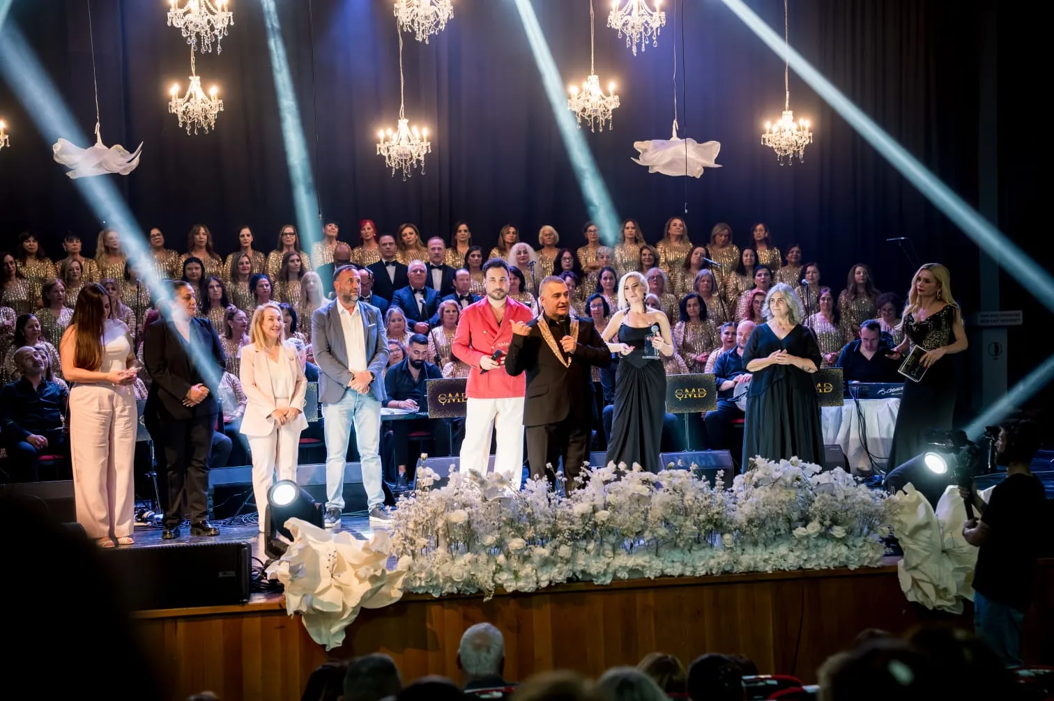 Çağdaş Müzik Derneği’nden “Sevdan Olmasa” konseri