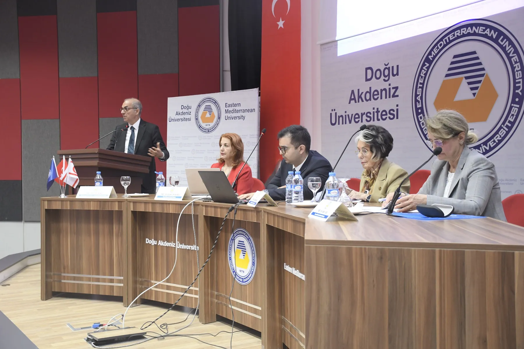 DAÜ’de “Fikri Mülkiyet Hakları ve Tahkim” konferansı