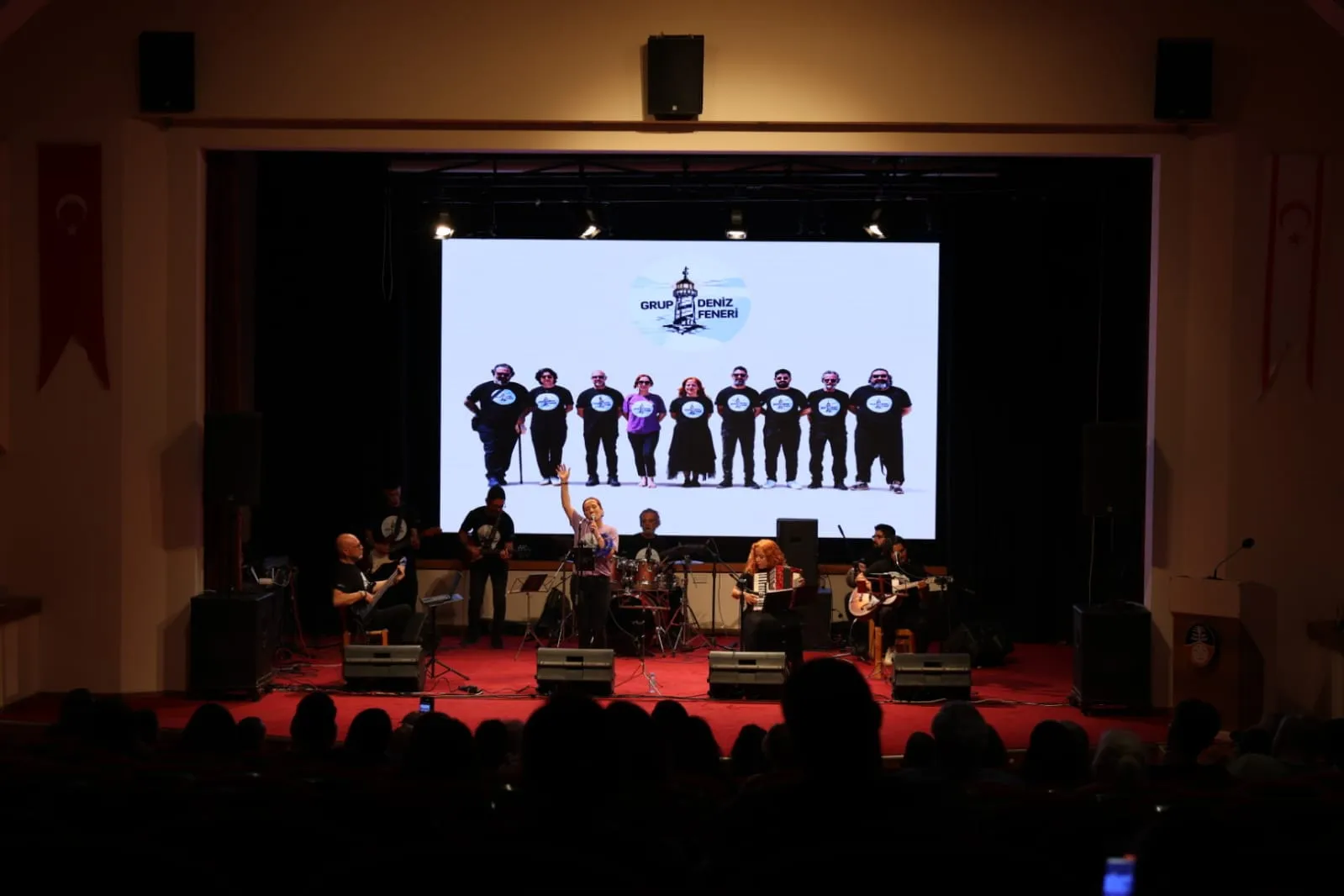 İskele Belediyesi 4. Tiyatro Günleri söyleşi ve konser programıyla sona erdi