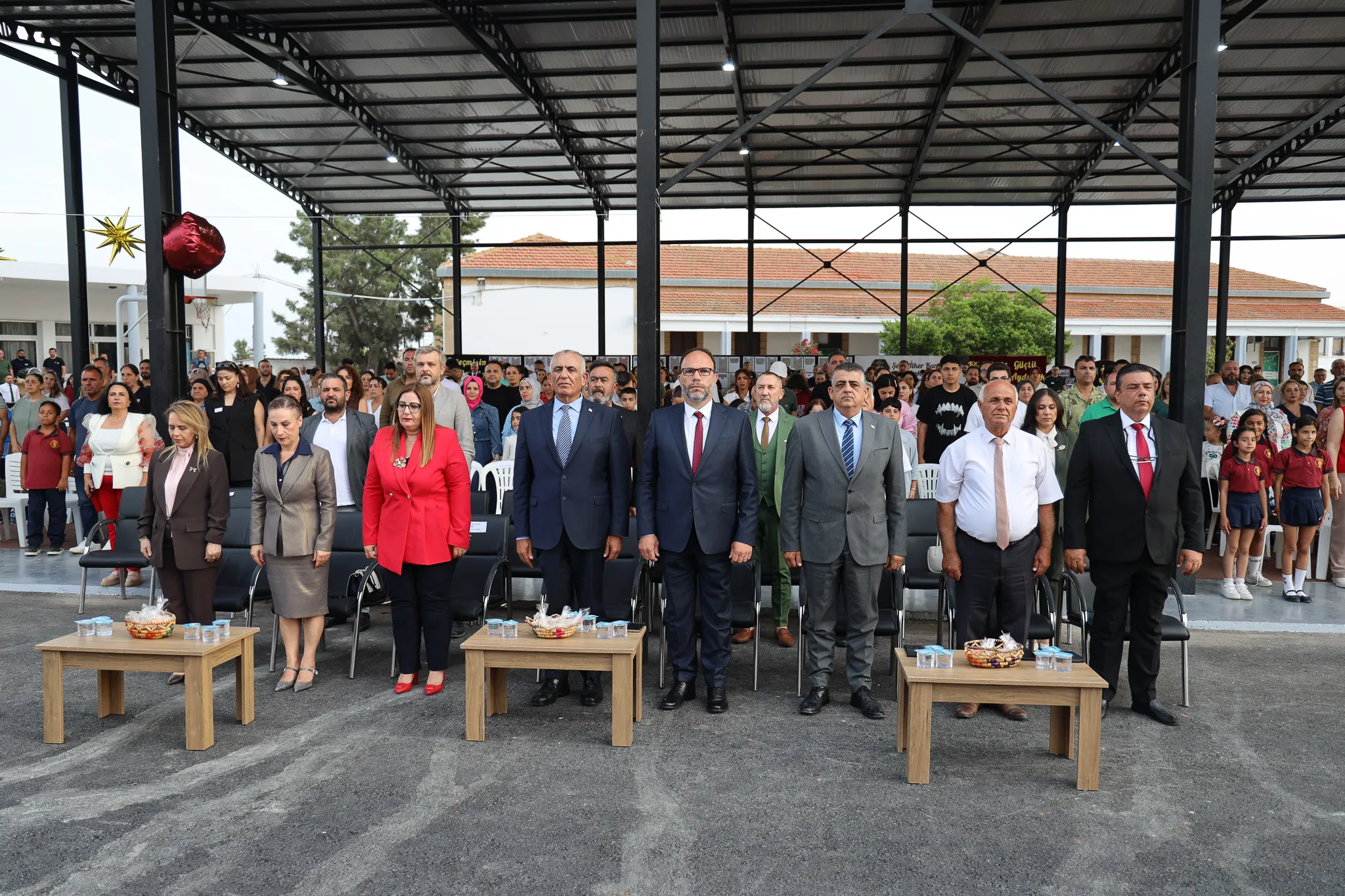 Şehit İlker Karter İlkokulu’nda Spor ve Yaşam Alanı açıldı, mezunlar buluşması düzenlendi