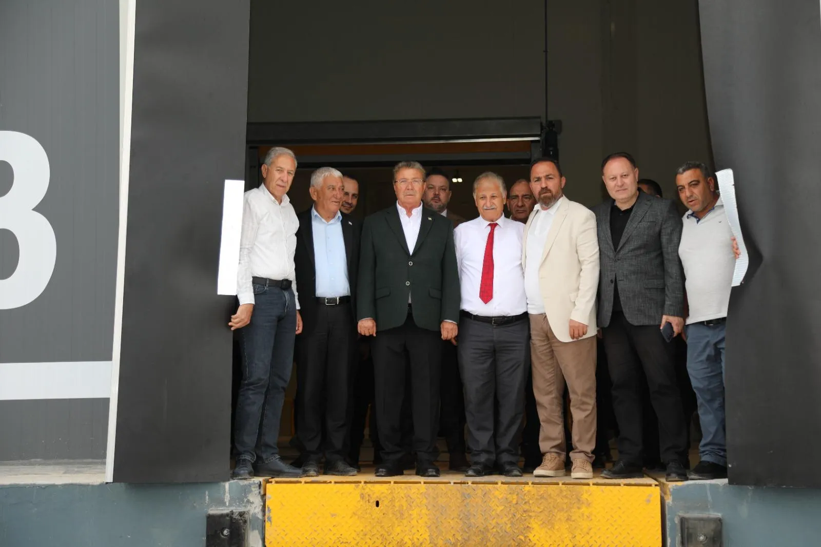 Üstel Güzelyurt Yeni Devlet Hastanesi ve Cypfruvex’teki soğuk hava deposu tesisinde incelemelerde bulundu
