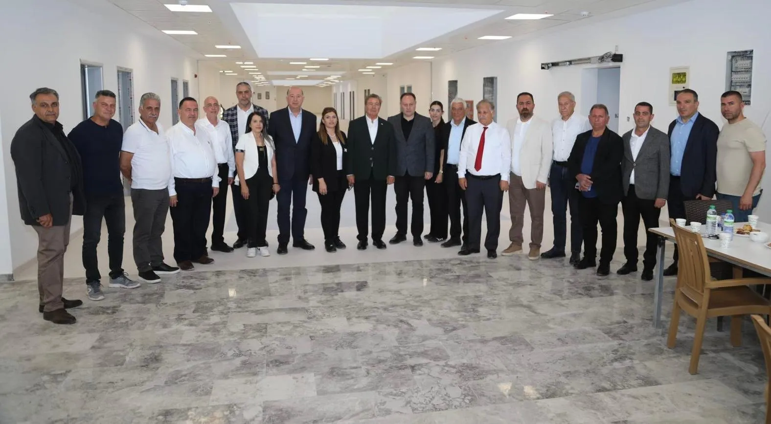 Üstel Güzelyurt Yeni Devlet Hastanesi ve Cypfruvex’teki soğuk hava deposu tesisinde incelemelerde bulundu