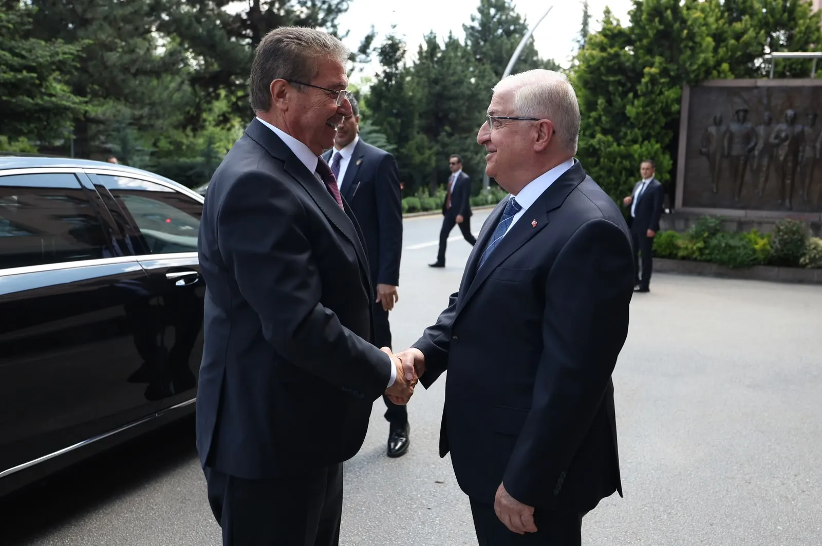 Başbakan Üstel, Ankara’da Yılmaz ve Güler ile bir araya geldi