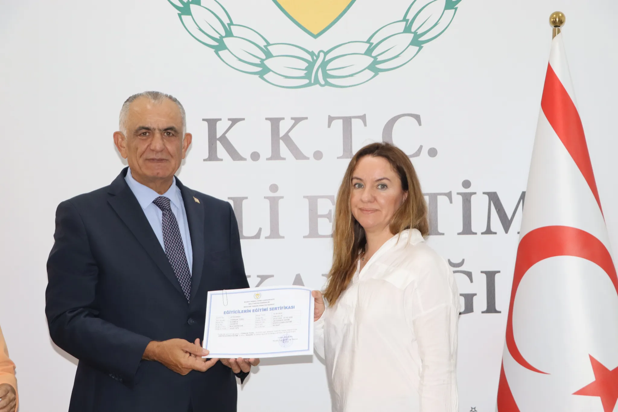 Çavuşoğlu: "Gençlerin meslek liselerine yönlendirilmesine önem veriyoruz"