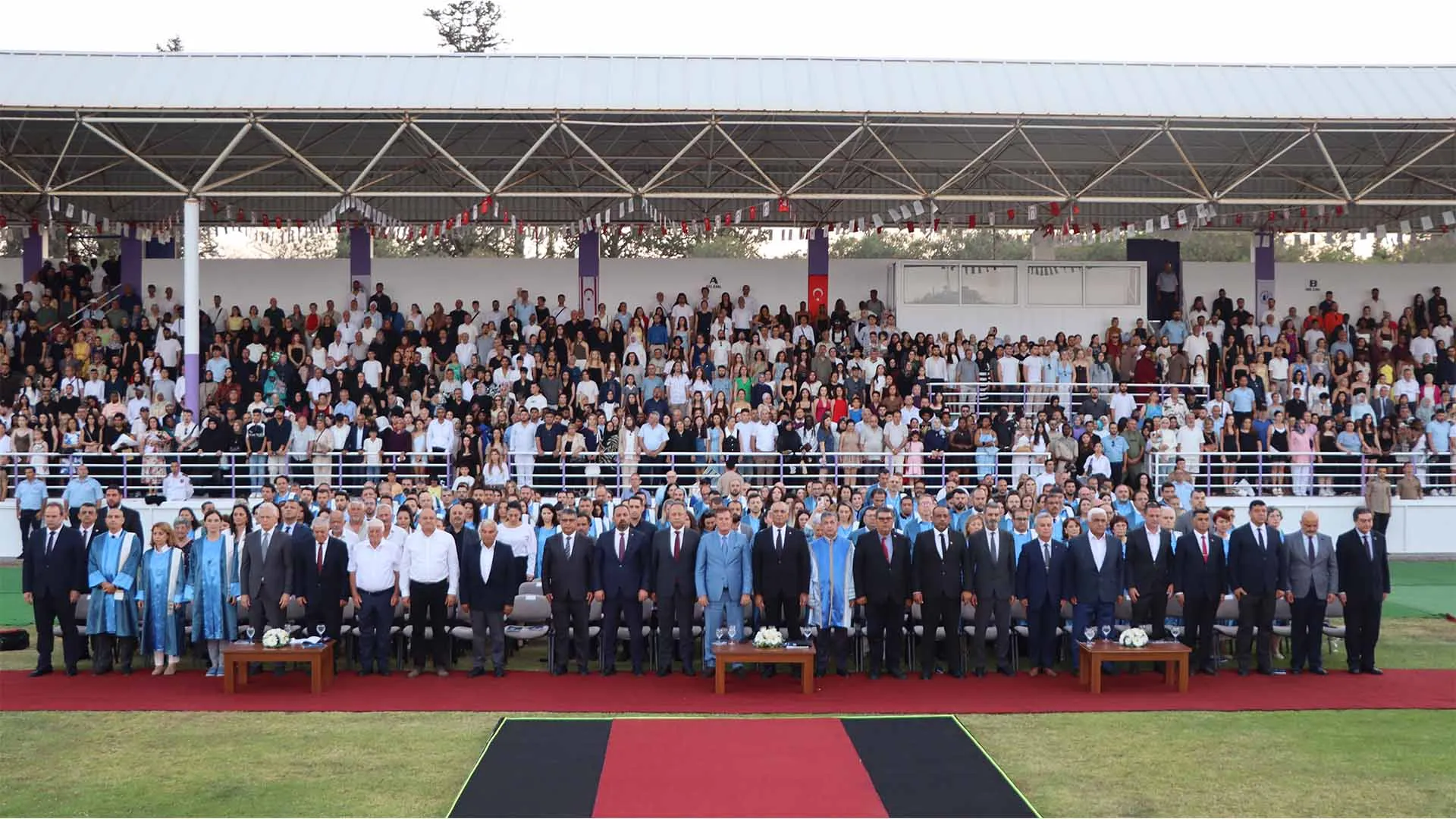 Çavuşoğlu, LAÜ mezuniyet törenine katıldı