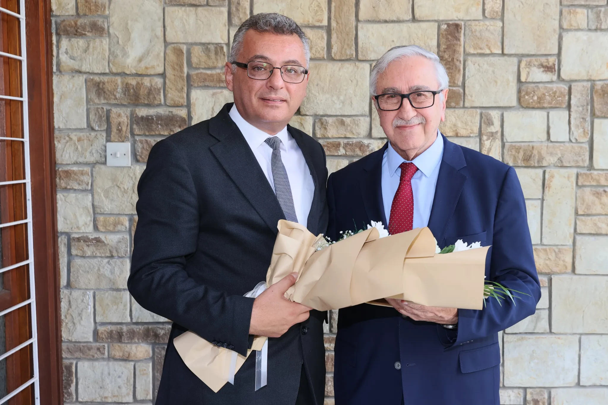 Cumhurbaşkanı Erhürman, eski cumhurbaşkanlarını ziyaret etti