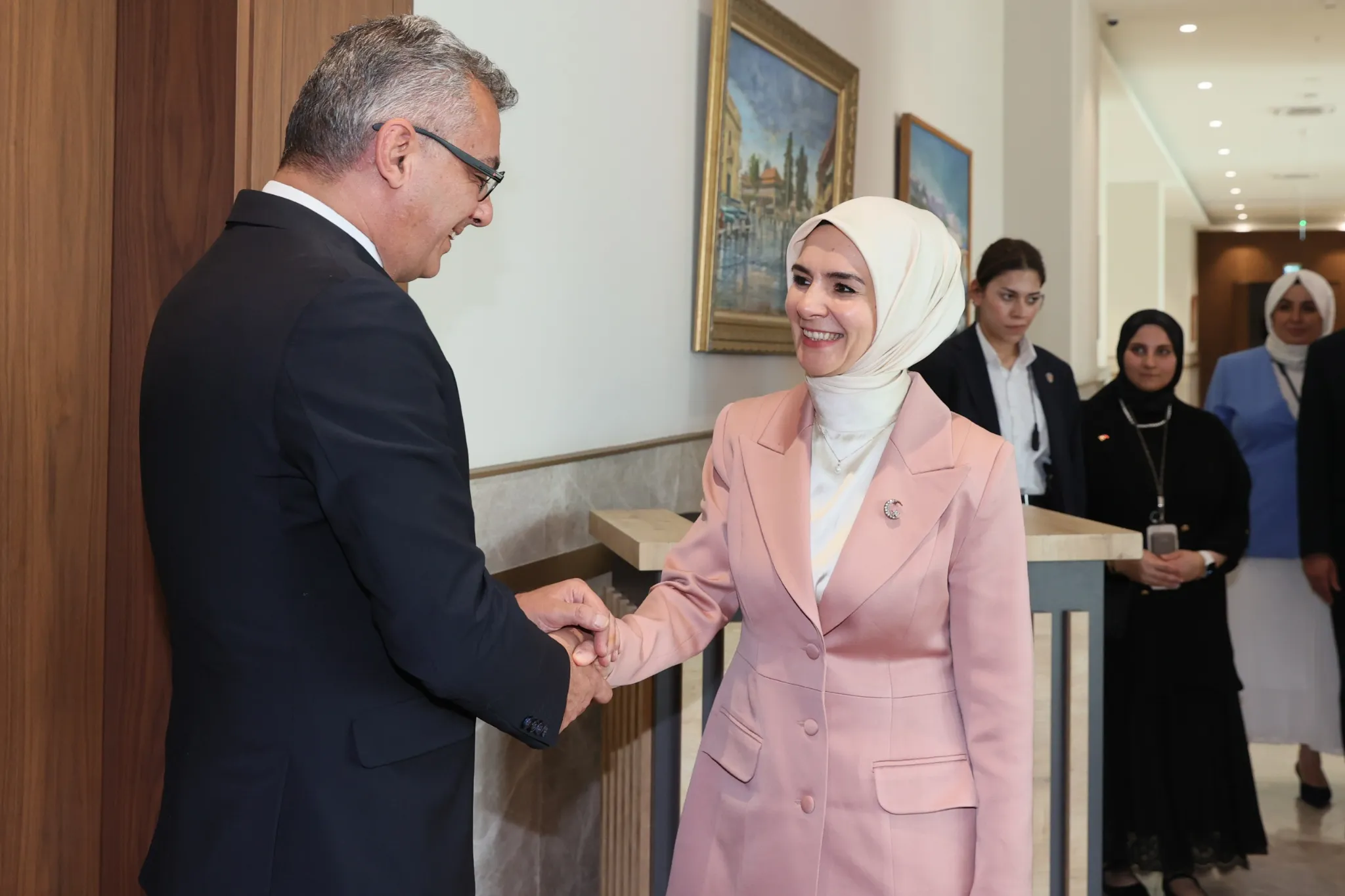 Cumhurbaşkanı Erhürman Türkiye Aile ve Sosyal Hizmetler Bakanı Göktaş’ı kabul etti