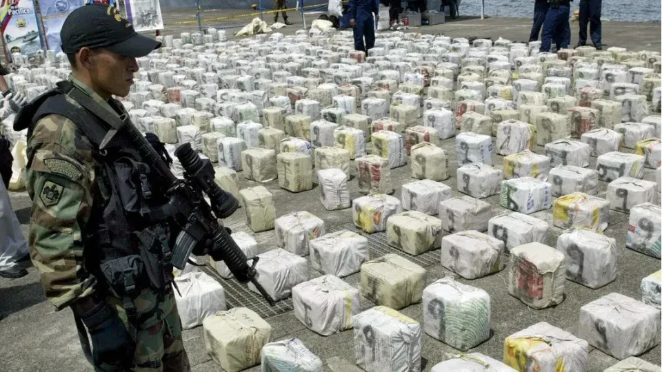 Kolombiya'nın Cartagena Limanı'nda 2 ton 400 kilogram kokain yakalandı