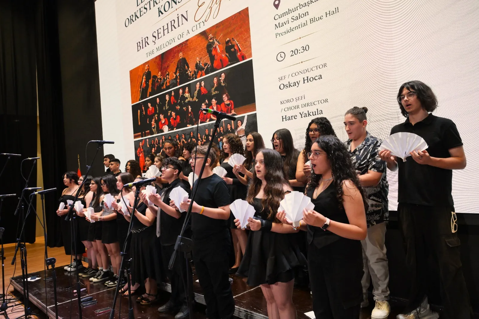 LBO Çoksesli Gençlik Korosu ve Genç Kadın Vokal grup sezonun son konserini verdi