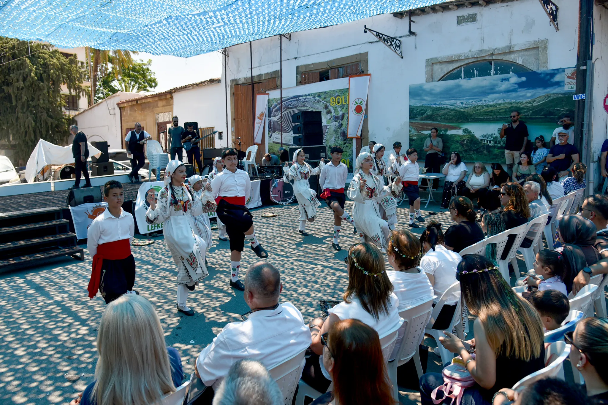 Lefke'de Ceviz Festivali yapıldı