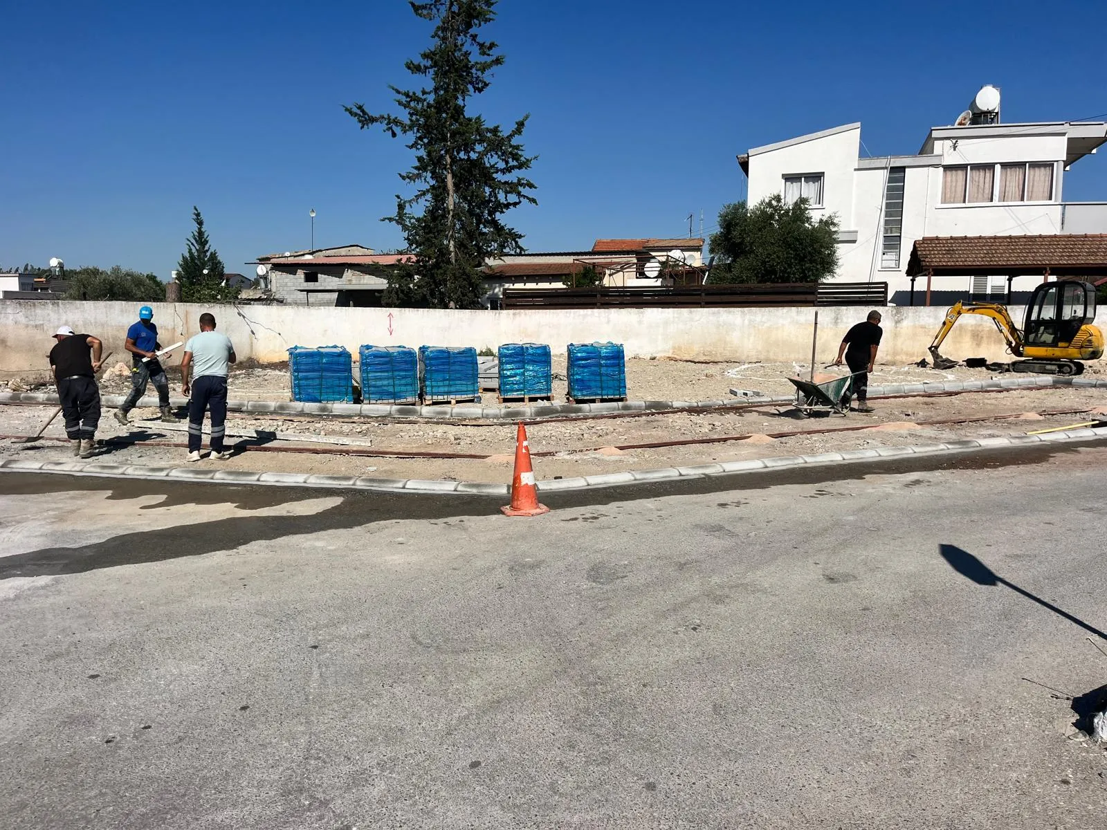 Paşaköy'deki Atatürk Büstü ve çevresi yenileniyor