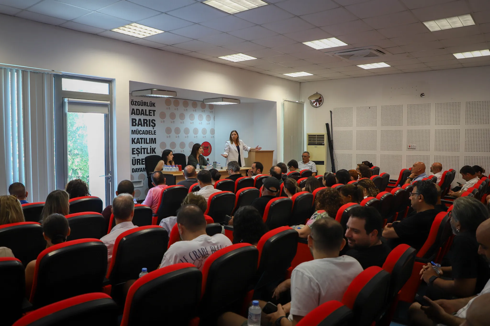 CTP’nin Gönyeli-Alayköy Belediyesi başkan adayı Damla Soyalp oldu