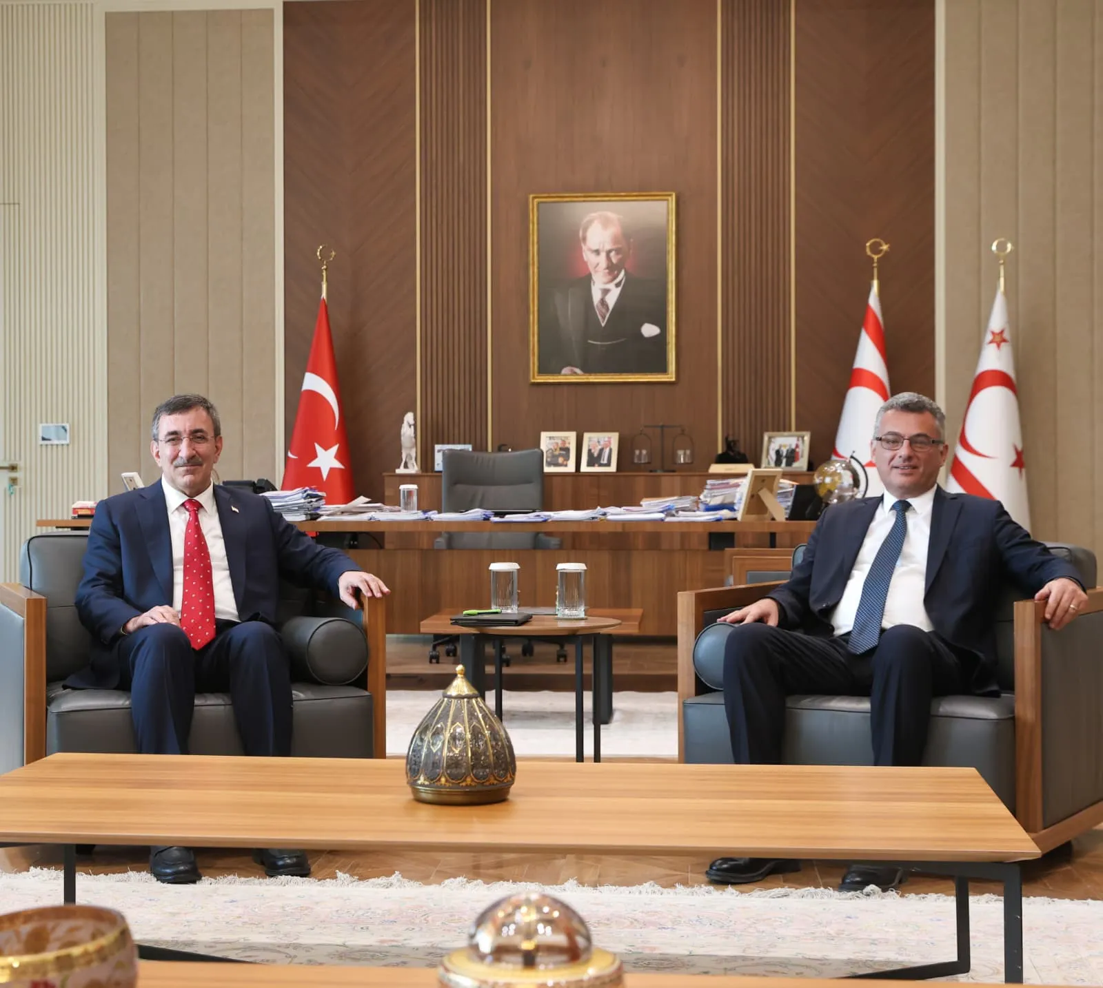 Erhürman Yılmaz'ı kabul etti... "Kıbrıs sorunundaki süreci Türkiye Cumhuriyeti ile uyum içerisinde yürütüyoruz”