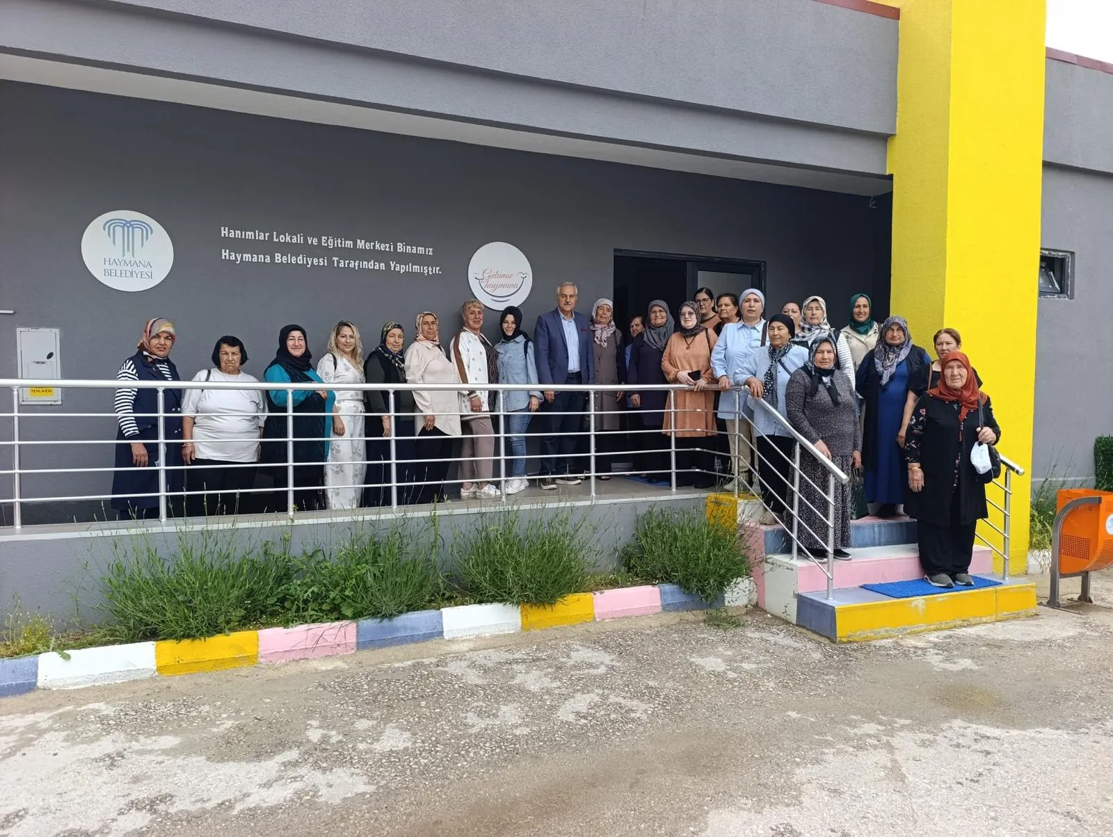 Tatlısu Belediyesi kadınlar için kültür gezisi düzenledi